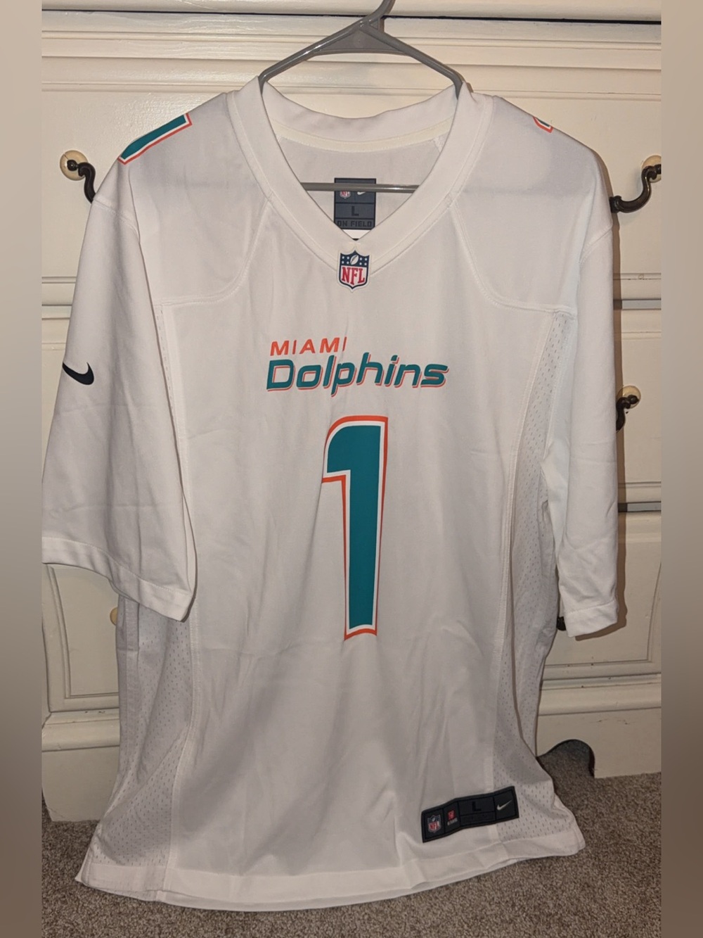 Miami Dolphins Men's L White Tagovailoa Football Jersey